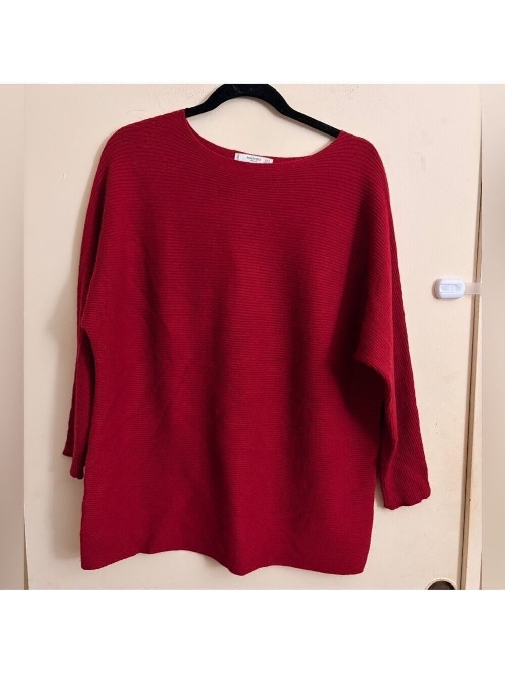 Mango Basic Women’s Batwing- Sleeve Kit Sweater Size XS
